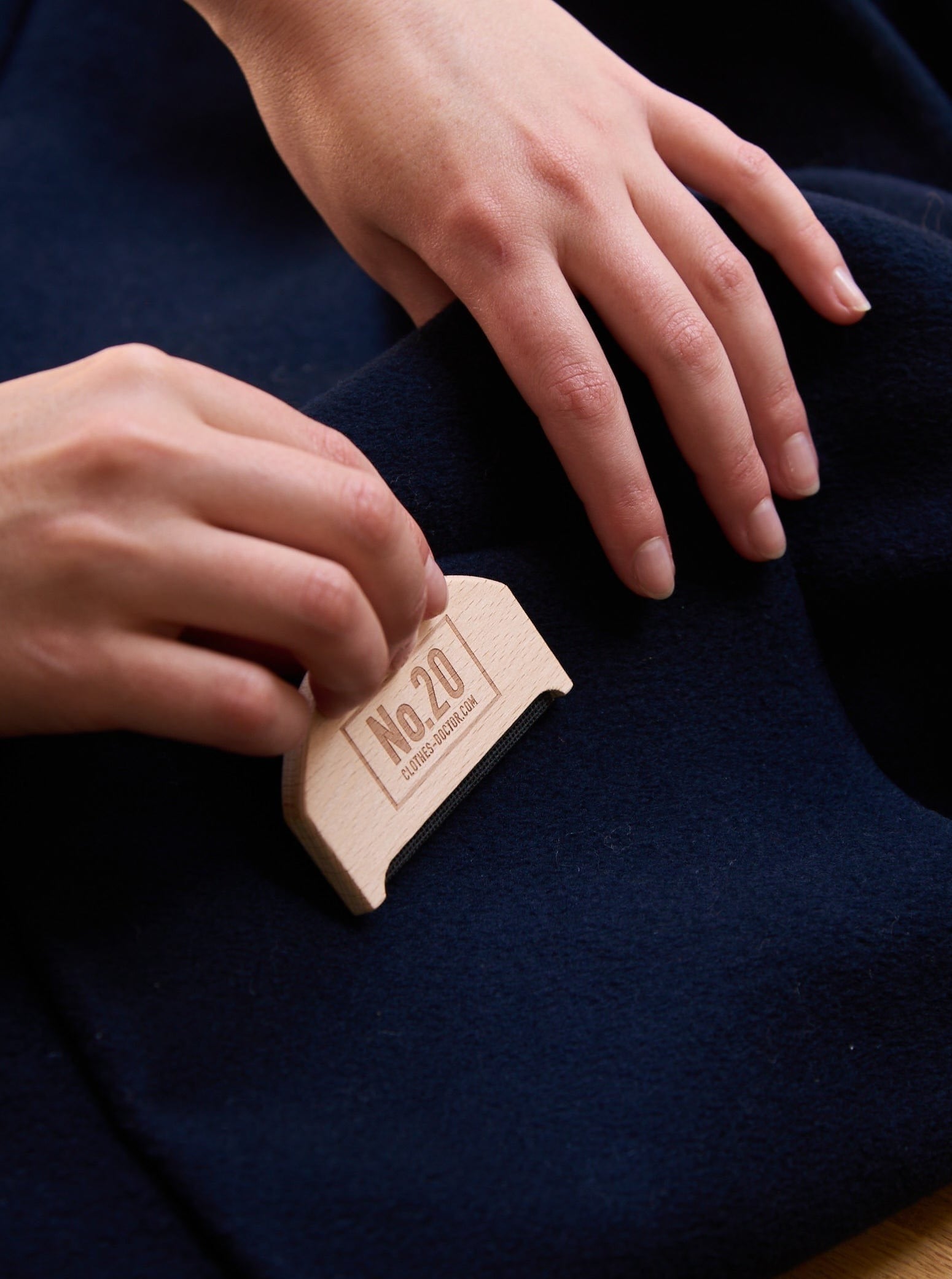 Anaphe Additions Knitwear Comb for Cashmere, Alpaca & Wool Removes Pilling and Bobbles