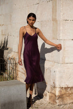 Load image into Gallery viewer, Anaphe Long Dress L V Silk Slip Dress - Mulberry Purple
