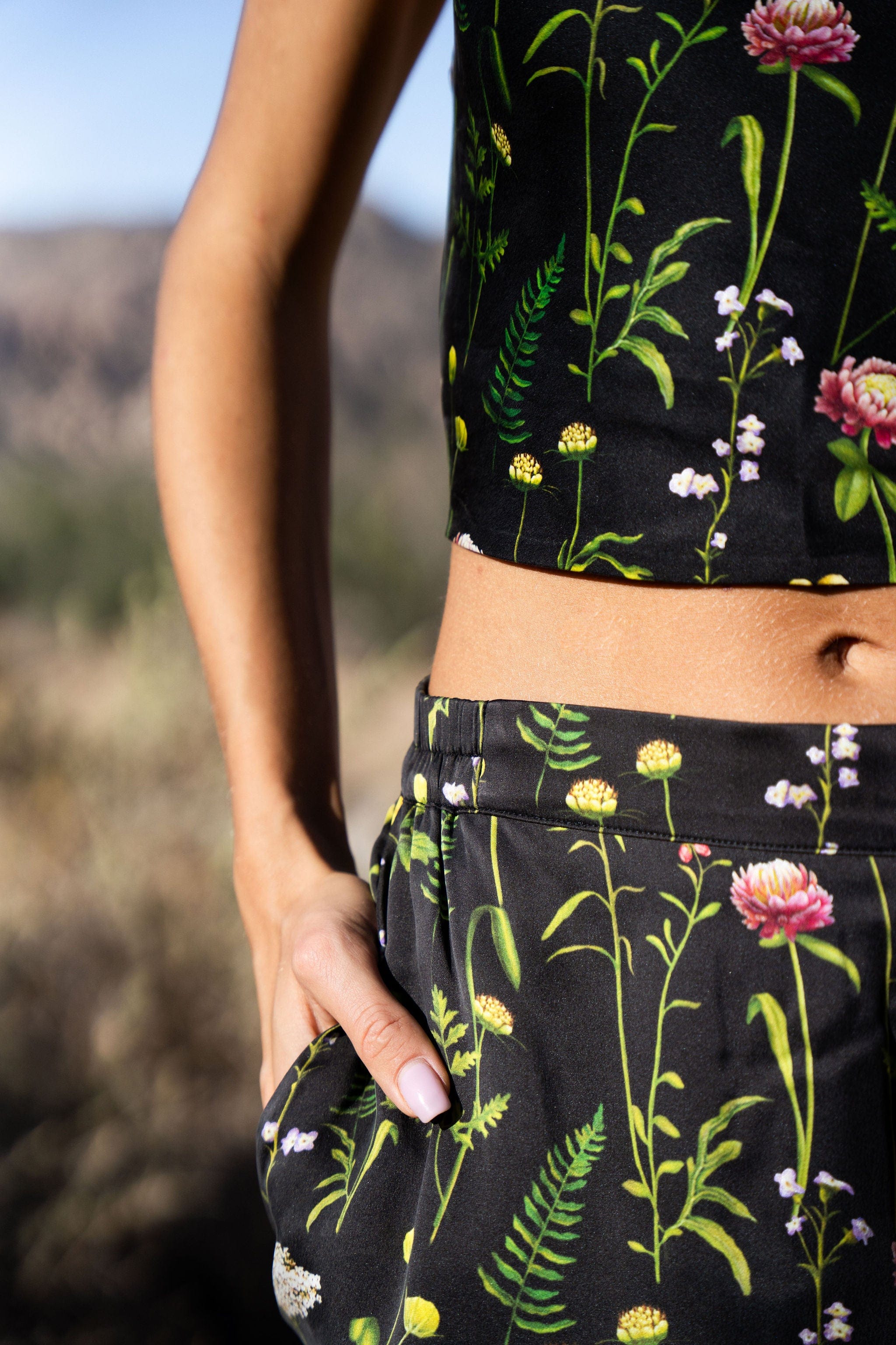 Anaphe Pants & Shorts Off Duty On Duty Pull On Silk Pant - Enchanted Print