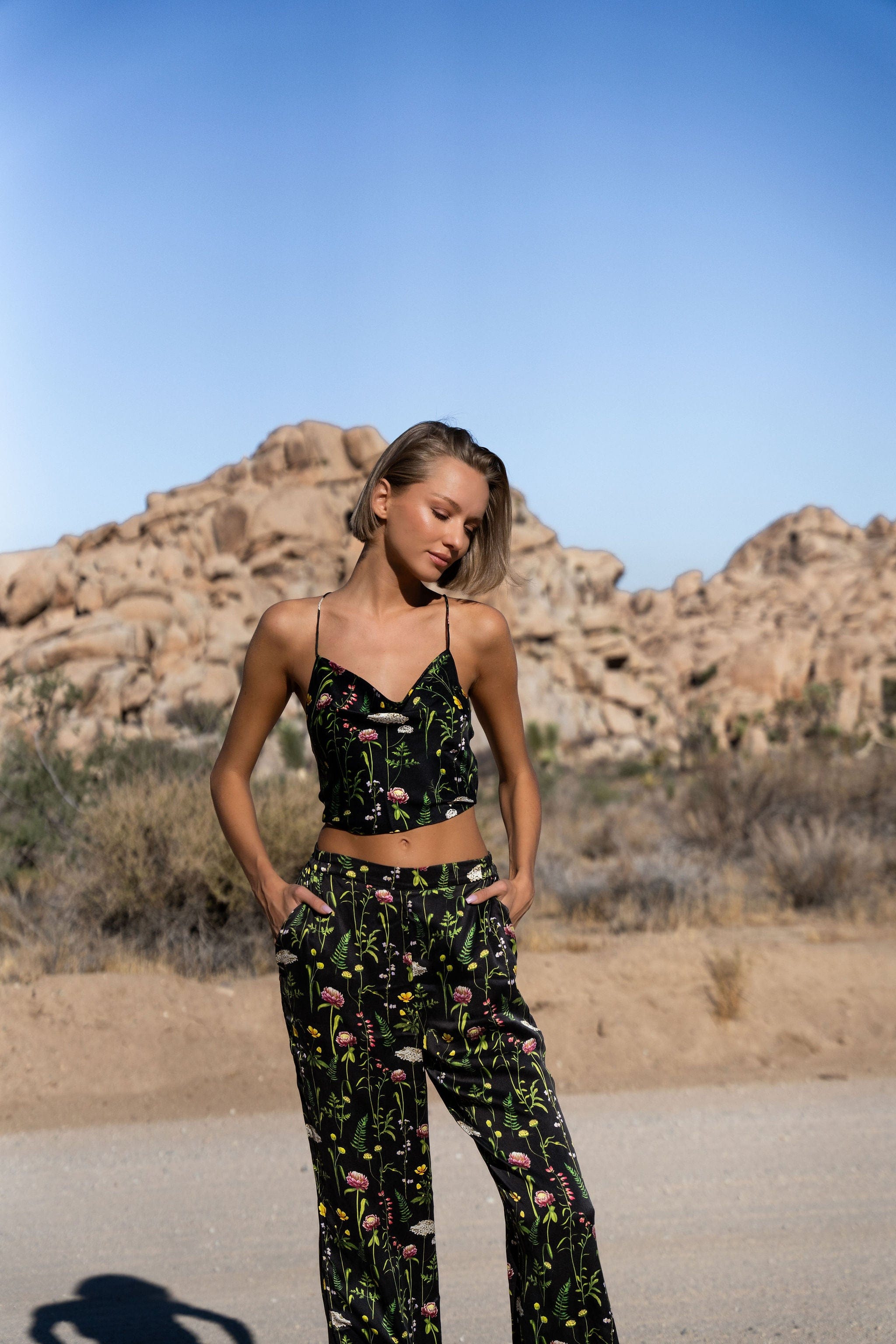 Anaphe Pants & Shorts Off Duty On Duty Pull On Silk Pant - Enchanted Print