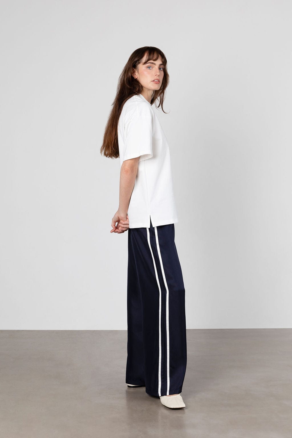 Anaphe Sporty In Silk Hong Kong - Organic Cotton Tshirt