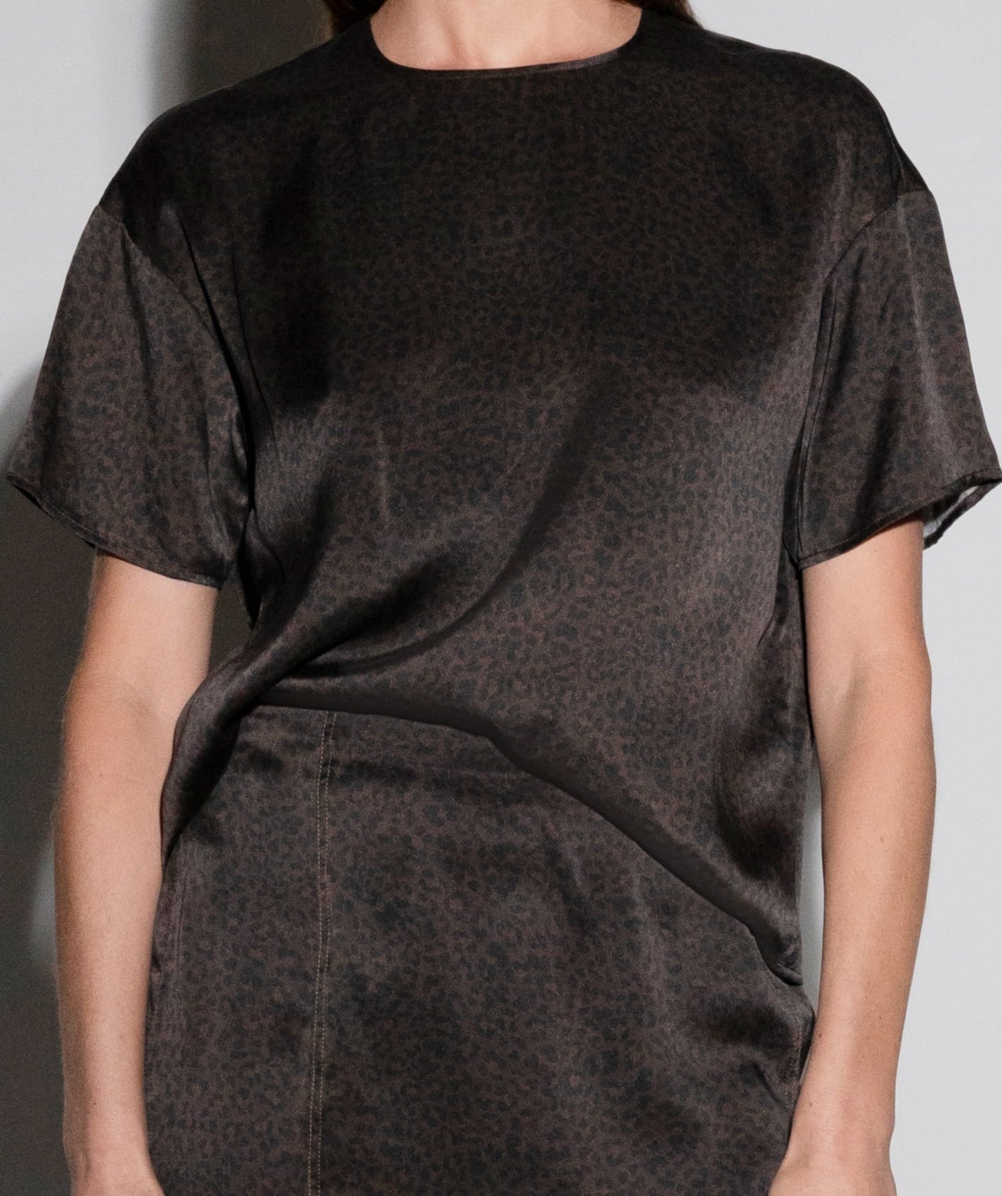 Anaphe The Silk Tee - Panther