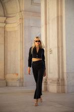 Load image into Gallery viewer, Anaphe Blazers Cropped Ultra Light Weight Silk Blazer - Classic Black
