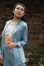 Load image into Gallery viewer, Anaphe Blazers XS Forget Me Not Blue Ultra Light Weight Silk Blazer
