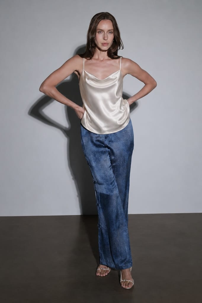 Anaphe Camisole Cowl Camisole Glossy Ecru - 19momme