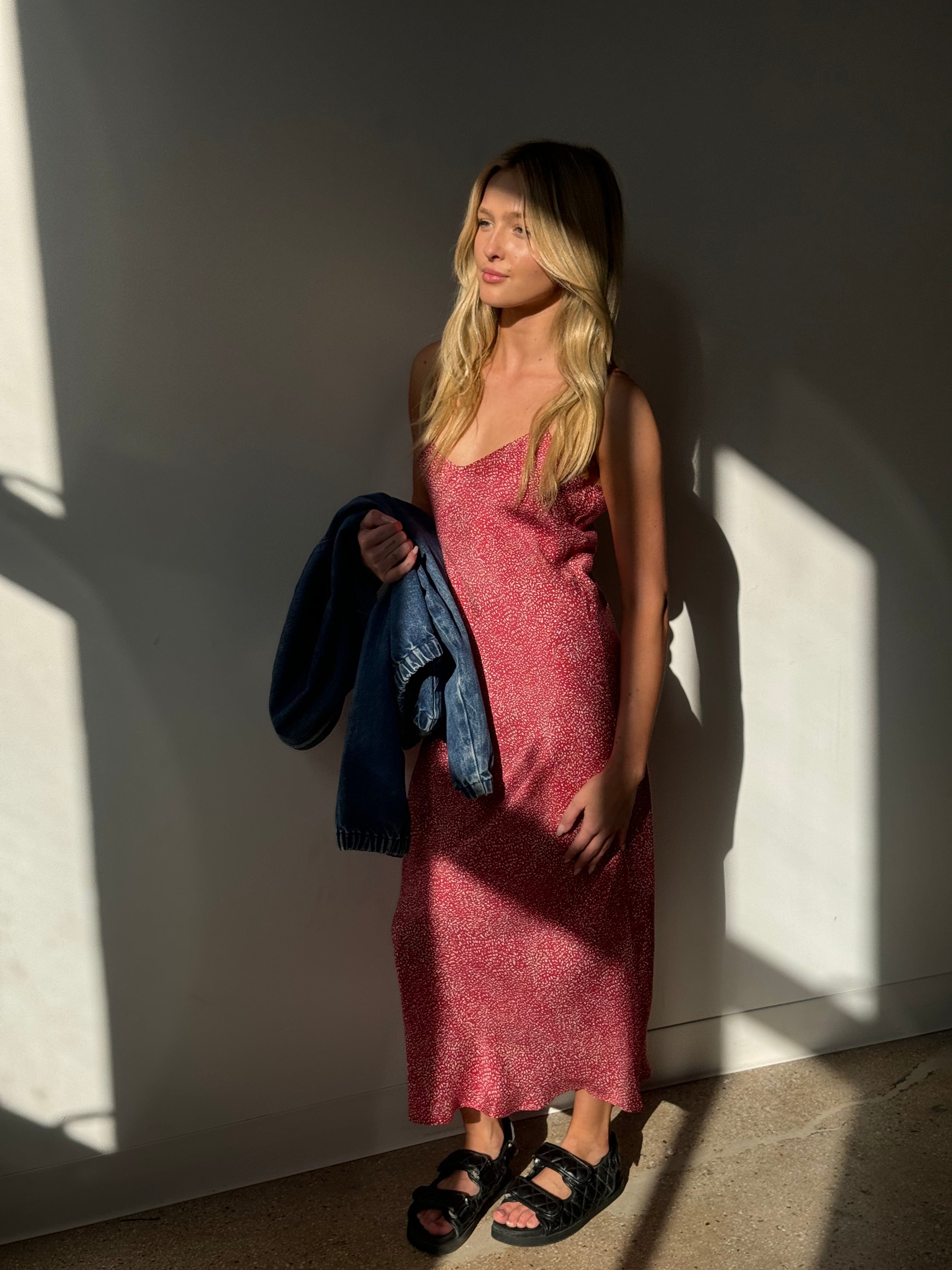 Anaphe Long Dress 90s Icon V Slip Dress - Confetti Red