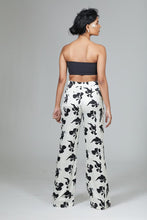 Load image into Gallery viewer, Anaphe Pants &amp; Shorts Bell High-Waist Silk Pant - Koi Print - 31&quot; Long Length
