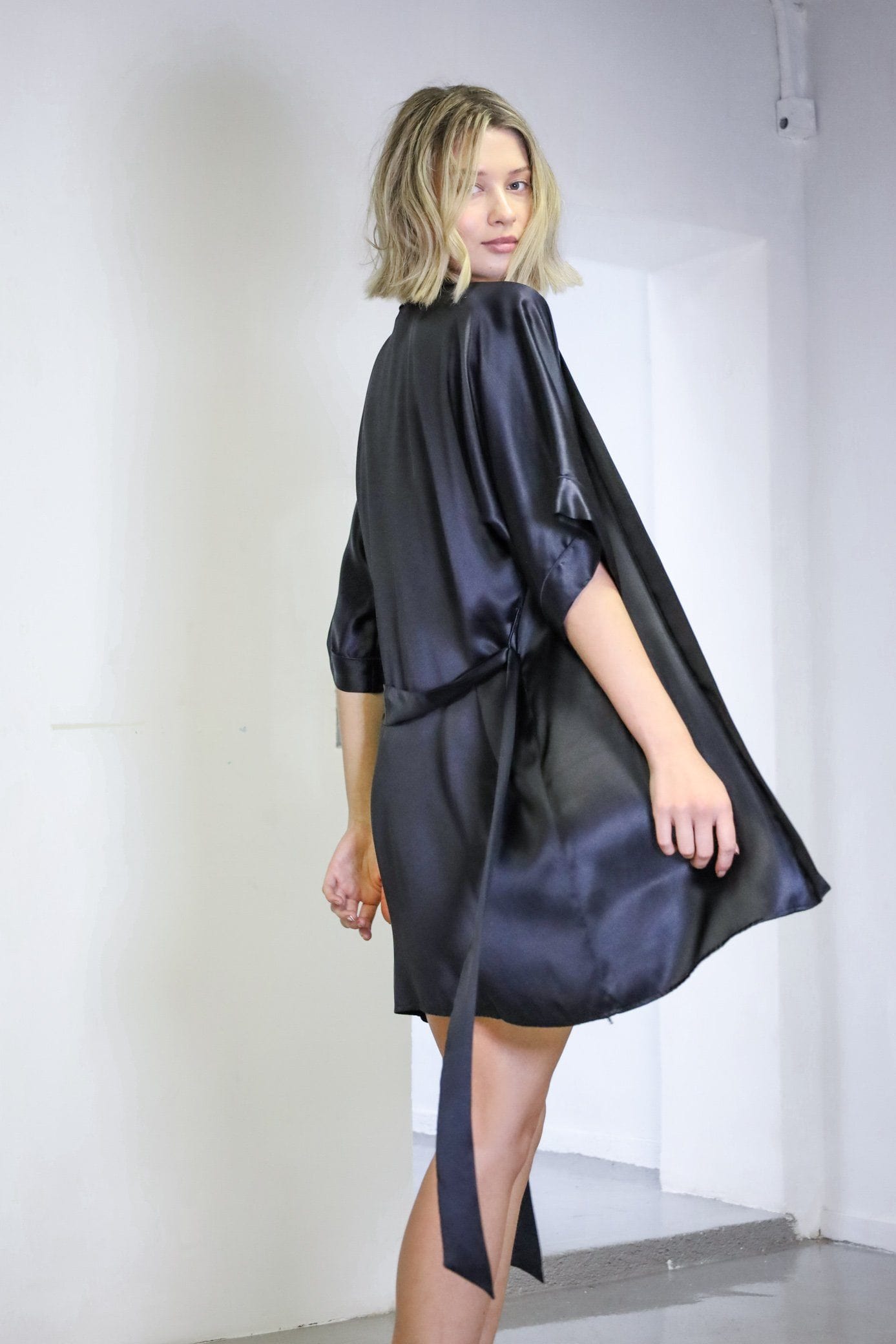 Anaphe  Sleepwear & Loungewear M/L Silk Yukata Robe by Anaphe Classic Black