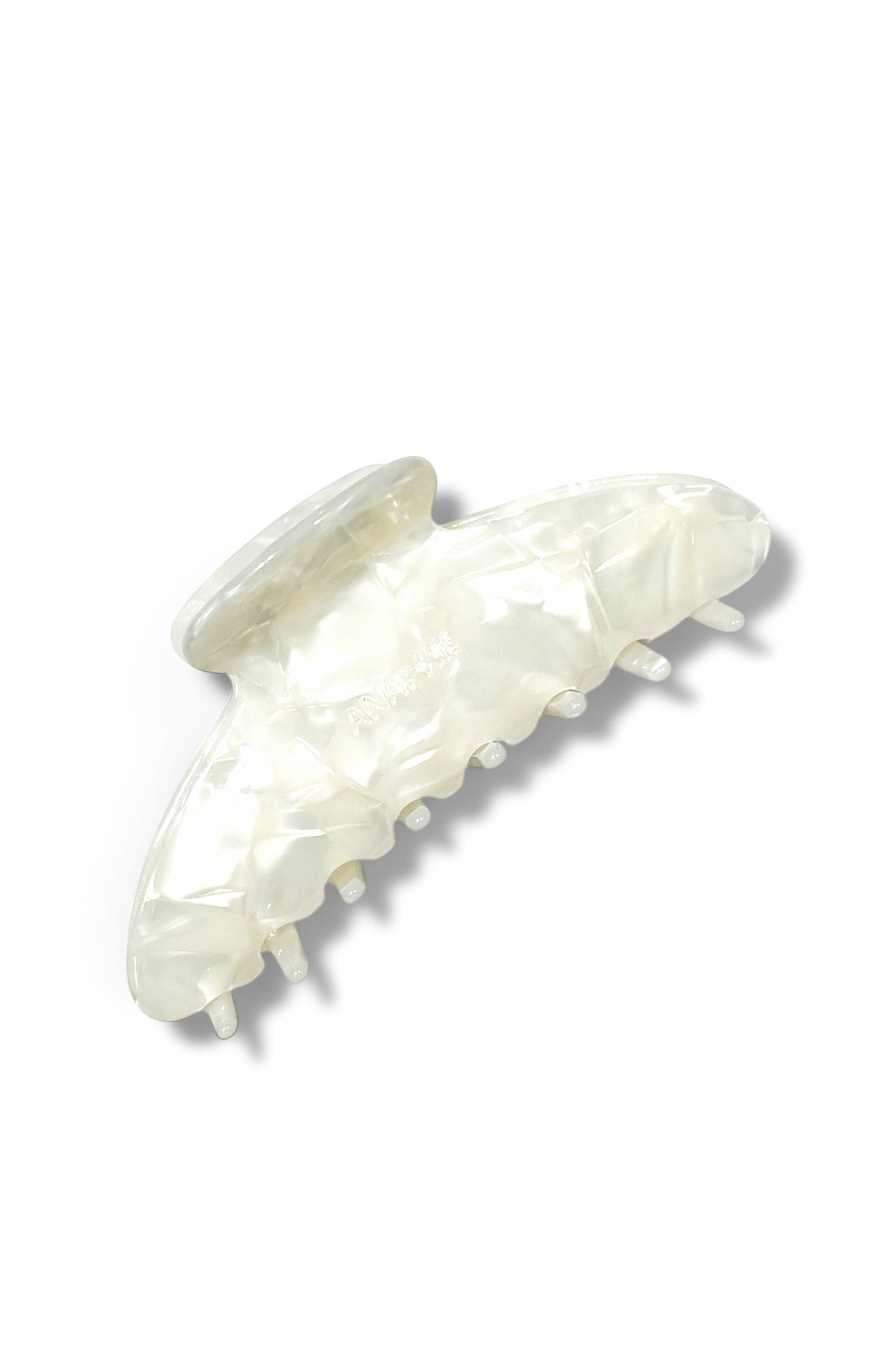 Anaphe  White Sustainable Hair Claw by Anaphe