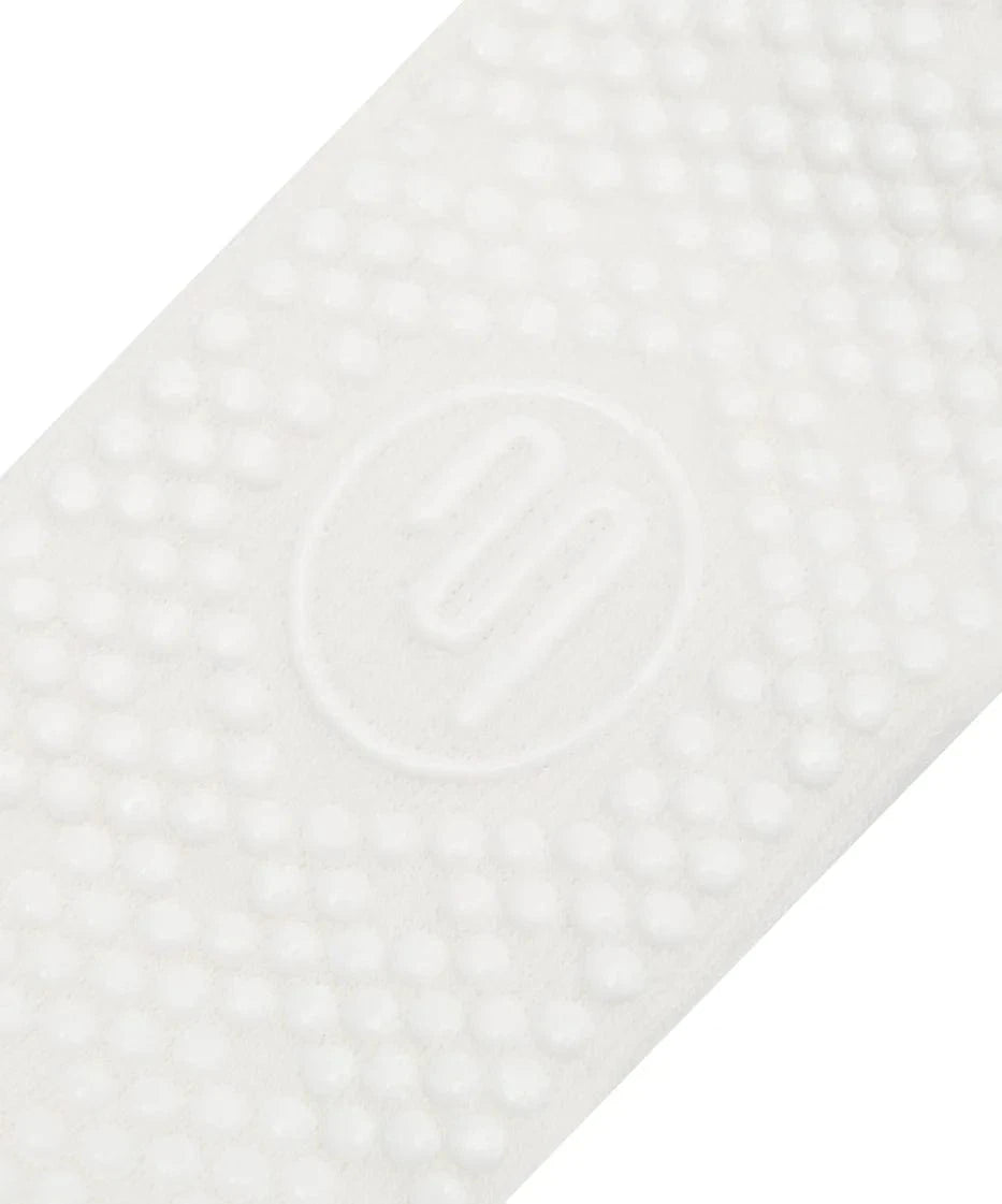 Move Active White Pilates Yoga Barre - Quarter Crew Socks